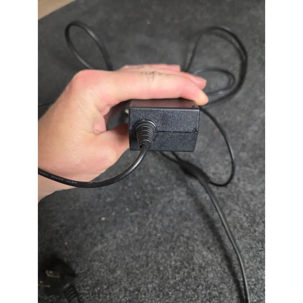 Samsung AC/DC Adapter Power Supply A2514_FPN 14V USED